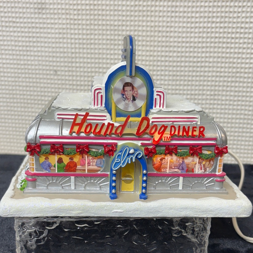 Elvis Presley Holiday Village